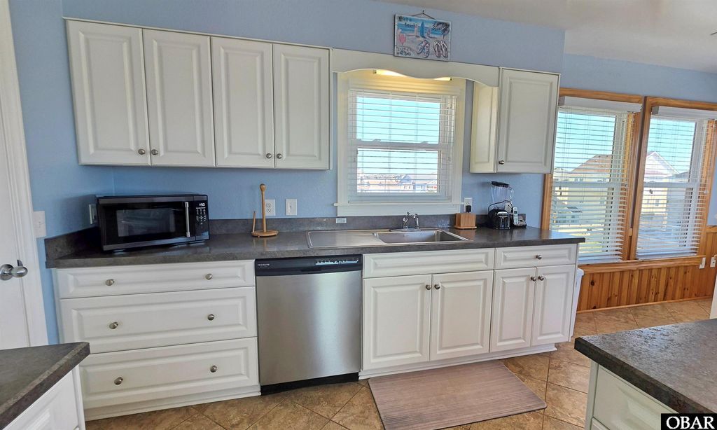 Image 12 of property listing at 1313 S Memorial Boulevard Lot 10, Kill Devil Hills, NC 27948