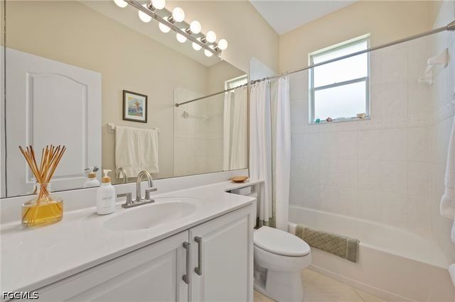 12929 Dresden CT, Fort Myers, FL 33912