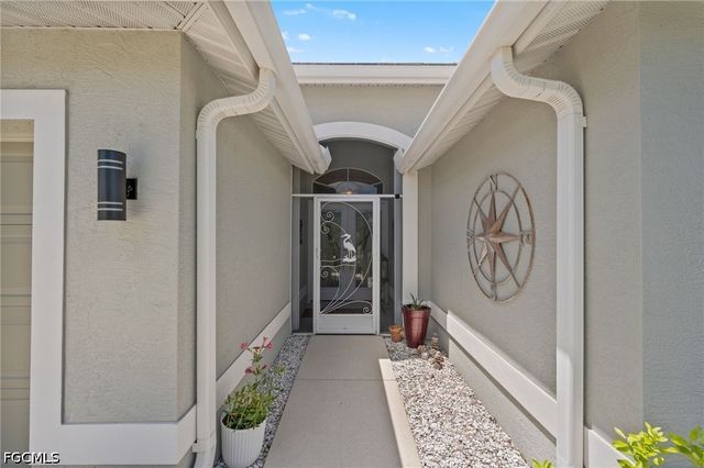 12929 Dresden CT, Fort Myers, FL 33912