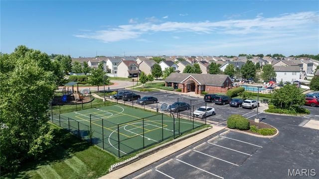 7100 Spring Creek Lane, O'fallon, MO 63368