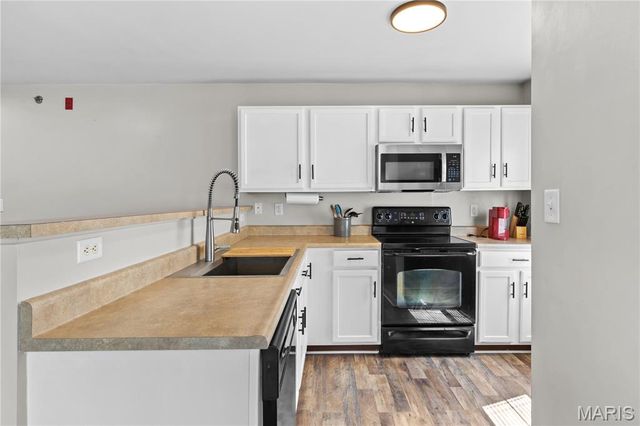 7100 Spring Creek Lane, O'fallon, MO 63368
