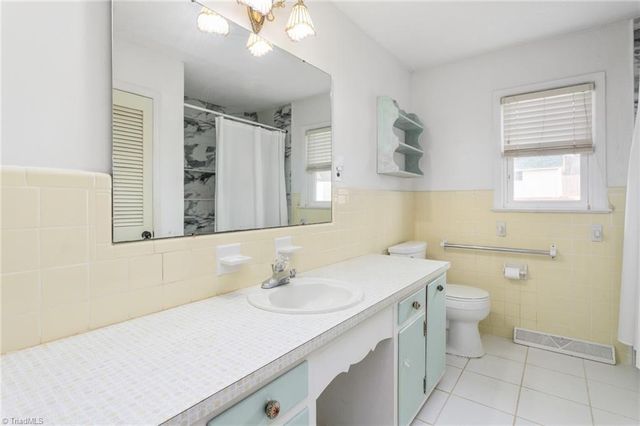 943 Maurine Drive, Asheboro, NC 27205