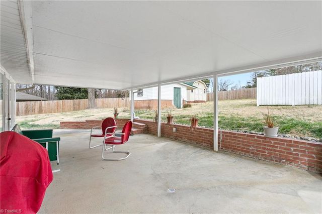 943 Maurine Drive, Asheboro, NC 27205