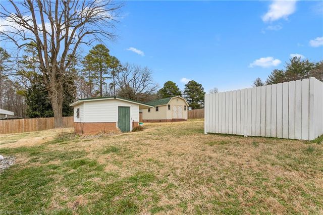 943 Maurine Drive, Asheboro, NC 27205