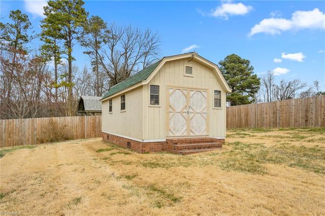 943 Maurine Drive, Asheboro, NC 27205