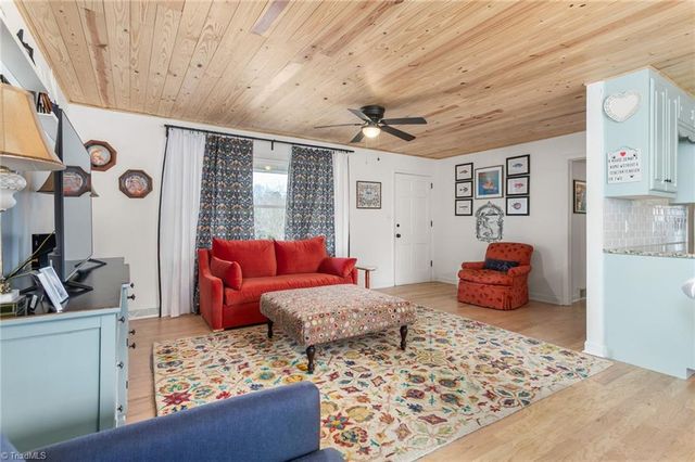 943 Maurine Drive, Asheboro, NC 27205