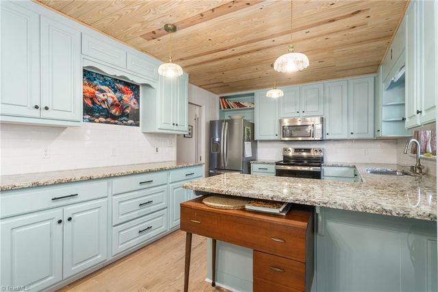 943 Maurine Drive, Asheboro, NC 27205