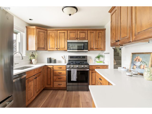 11731 LONGSTANDING Ct, Oregon City, OR 97045