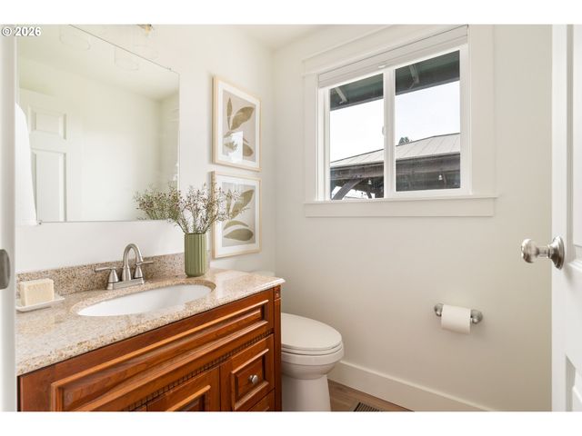 11731 LONGSTANDING Ct, Oregon City, OR 97045