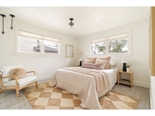 11731 LONGSTANDING Ct, Oregon City, OR 97045