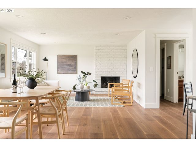 11731 LONGSTANDING Ct, Oregon City, OR 97045