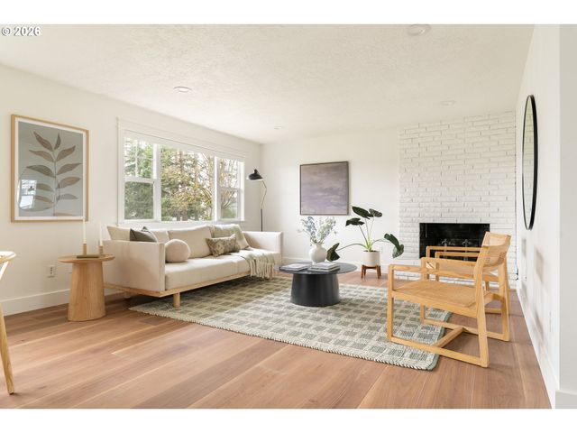 11731 LONGSTANDING Ct, Oregon City, OR 97045