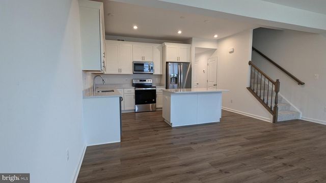 27 TOWTON PL, Charles Town, WV 25414