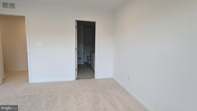 27 TOWTON PL, Charles Town, WV 25414