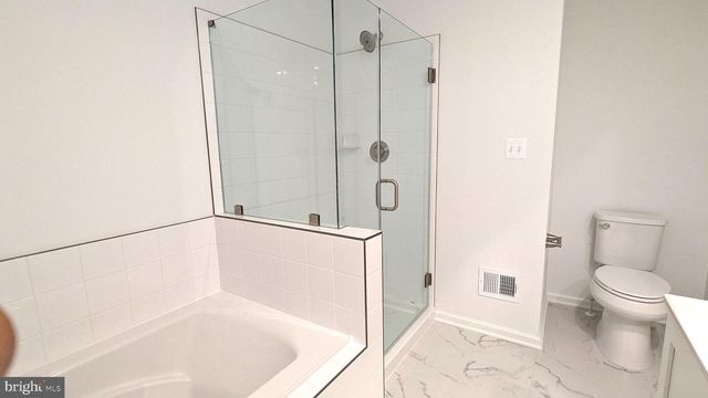 27 TOWTON PL, Charles Town, WV 25414