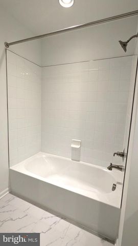 27 TOWTON PL, Charles Town, WV 25414