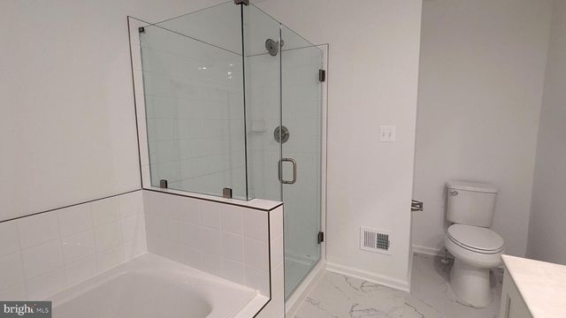27 TOWTON PL, Charles Town, WV 25414