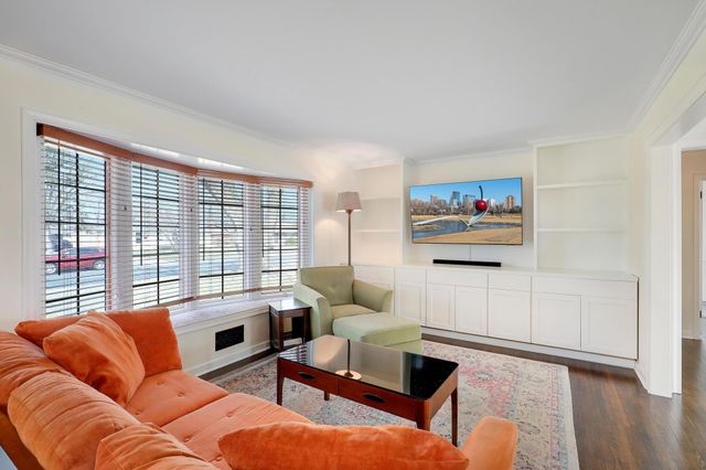 9131 12th Avenue S, Bloomington, MN 55425