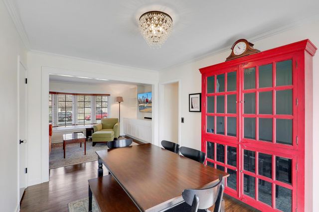 9131 12th Avenue S, Bloomington, MN 55425