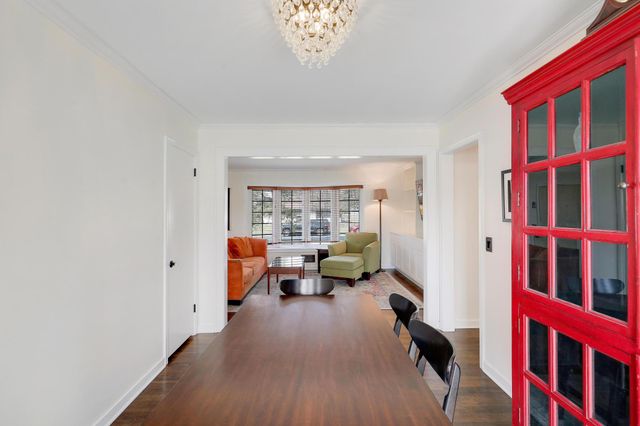 9131 12th Avenue S, Bloomington, MN 55425