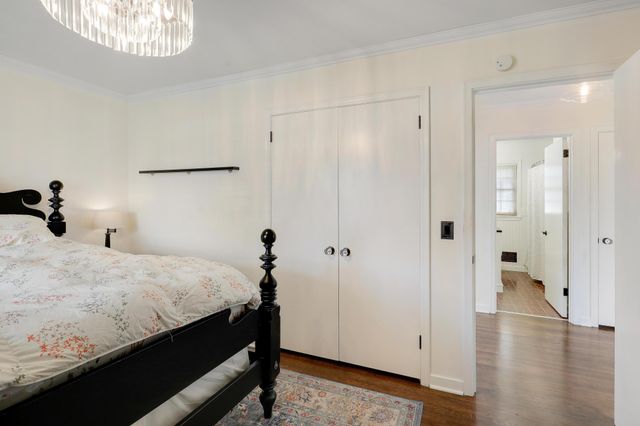 9131 12th Avenue S, Bloomington, MN 55425