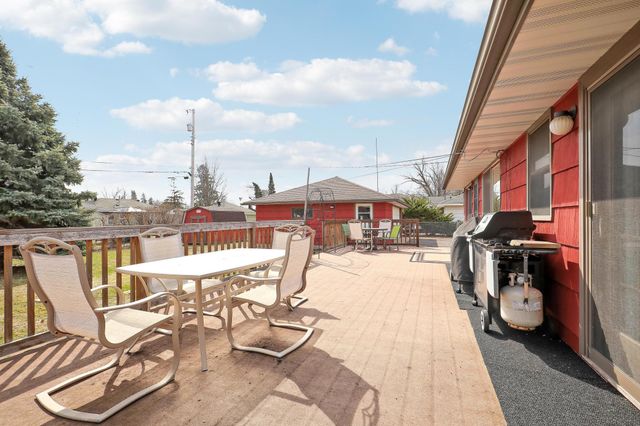 9131 12th Avenue S, Bloomington, MN 55425