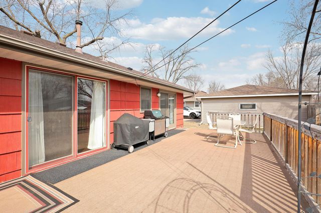 9131 12th Avenue S, Bloomington, MN 55425