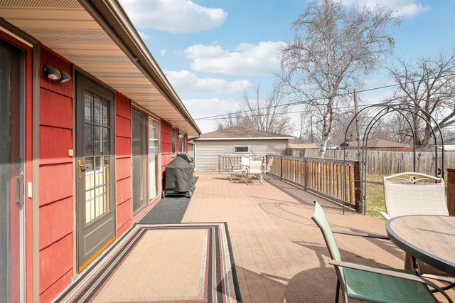 9131 12th Avenue S, Bloomington, MN 55425