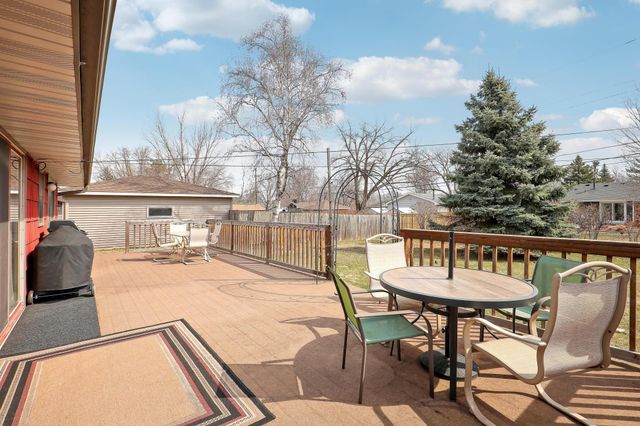 9131 12th Avenue S, Bloomington, MN 55425