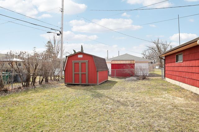 9131 12th Avenue S, Bloomington, MN 55425