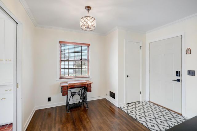 9131 12th Avenue S, Bloomington, MN 55425