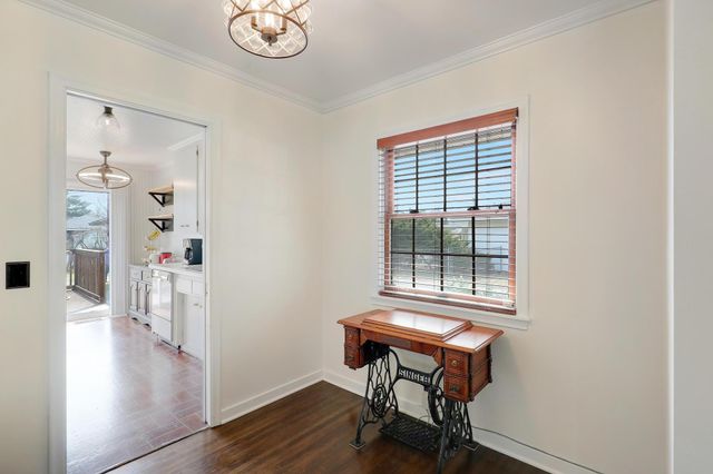 9131 12th Avenue S, Bloomington, MN 55425