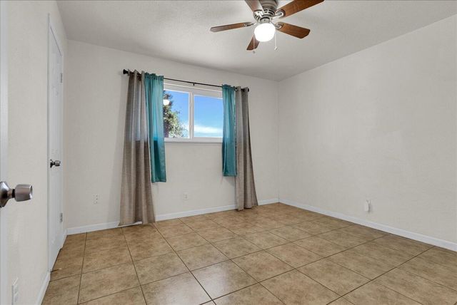 13015 Gregory Avenue, Tulare, CA 93274