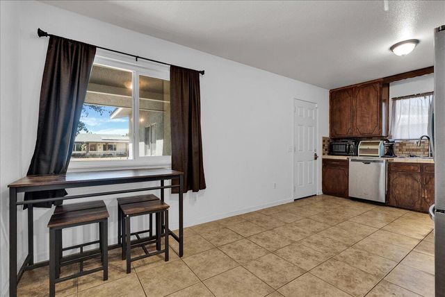 13015 Gregory Avenue, Tulare, CA 93274