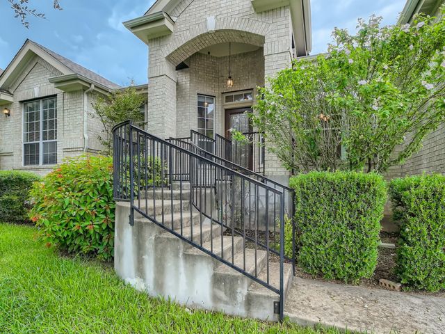 11918 Loomis DR, Austin, TX 78738