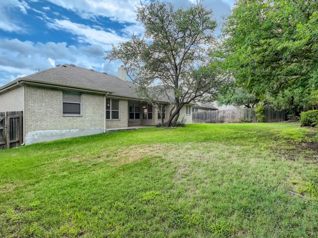 11918 Loomis DR, Austin, TX 78738