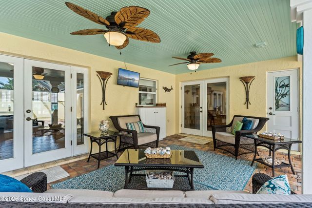 704 Malibu Lane, Indialantic, FL 32903