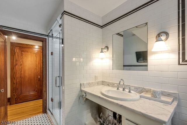 10 Cedar St, Bernards Twp., NJ 07920