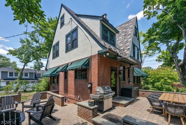 10 Cedar St, Bernards Twp., NJ 07920