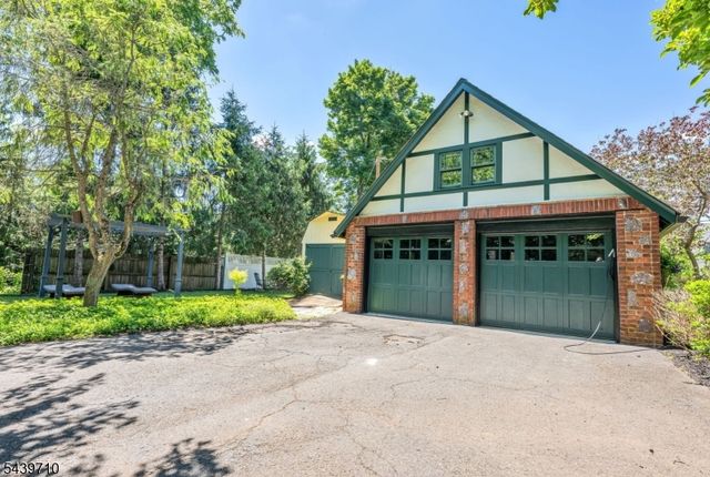 10 Cedar St, Bernards Twp., NJ 07920