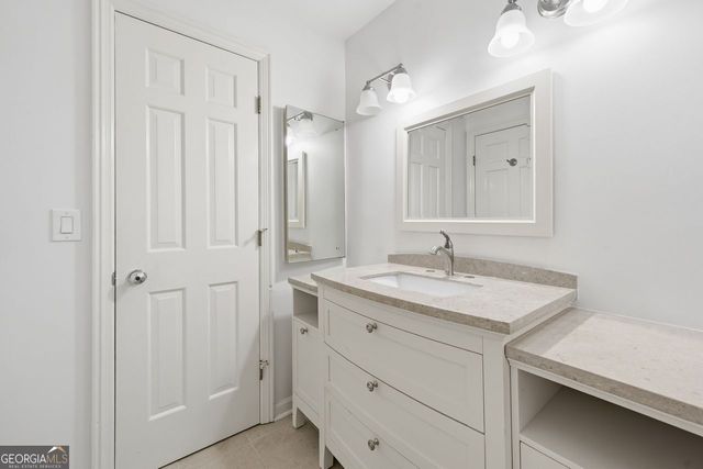600 Meuse Way, Johns Creek, GA 30022