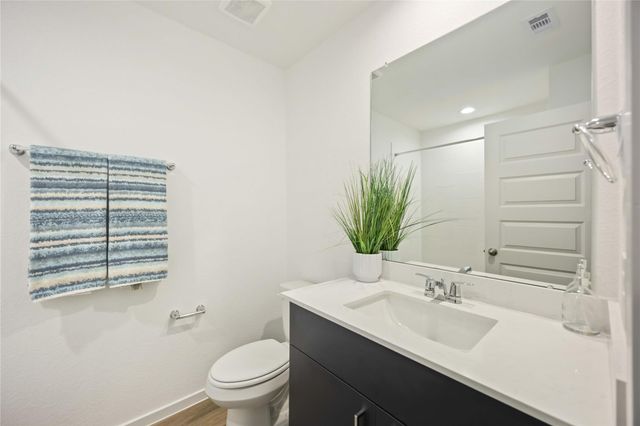 7718 Inwood Grove Lane, Houston, TX 77088