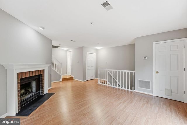 11129 HALTERPATH TRL, Manassas, VA 20109