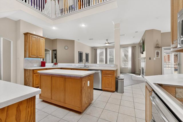 6869 CapeCod Drive, Grand Prairie, TX 75054