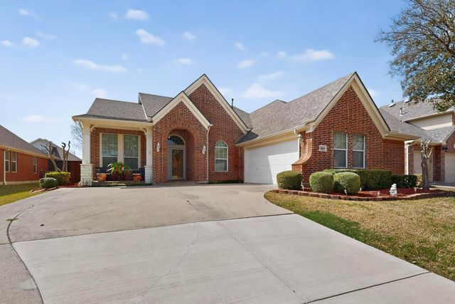 6869 CapeCod Drive, Grand Prairie, TX 75054