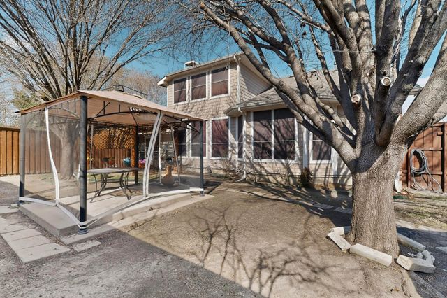 6869 CapeCod Drive, Grand Prairie, TX 75054