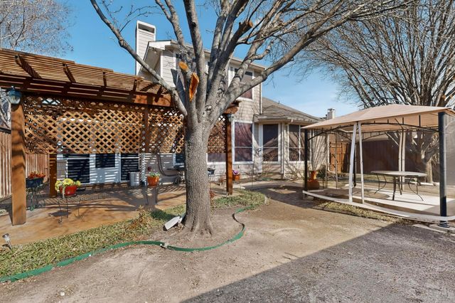 6869 CapeCod Drive, Grand Prairie, TX 75054