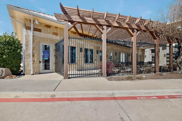 6869 CapeCod Drive, Grand Prairie, TX 75054