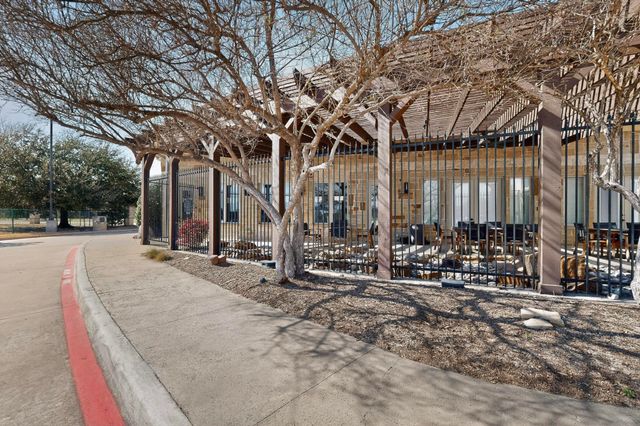 6869 CapeCod Drive, Grand Prairie, TX 75054