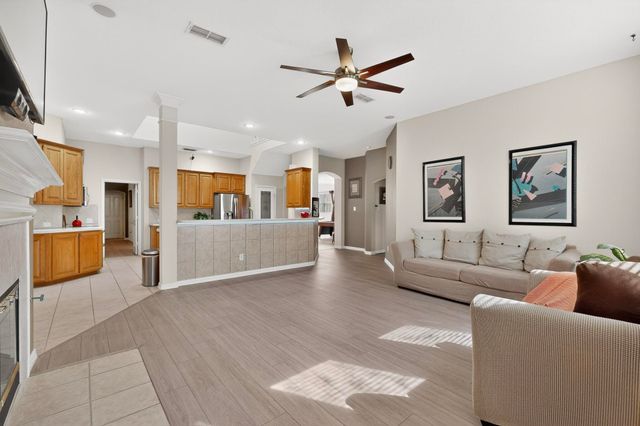 6869 CapeCod Drive, Grand Prairie, TX 75054